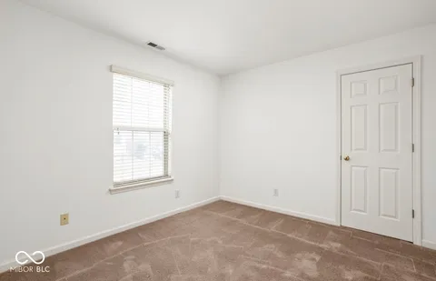 $289,000 | 902 Amesbury Court, Indianapolis, IN 46217