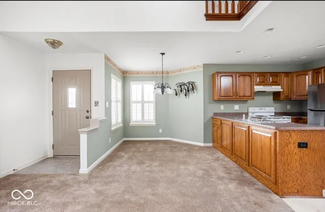 $289,000 | 902 Amesbury Court, Indianapolis, IN 46217