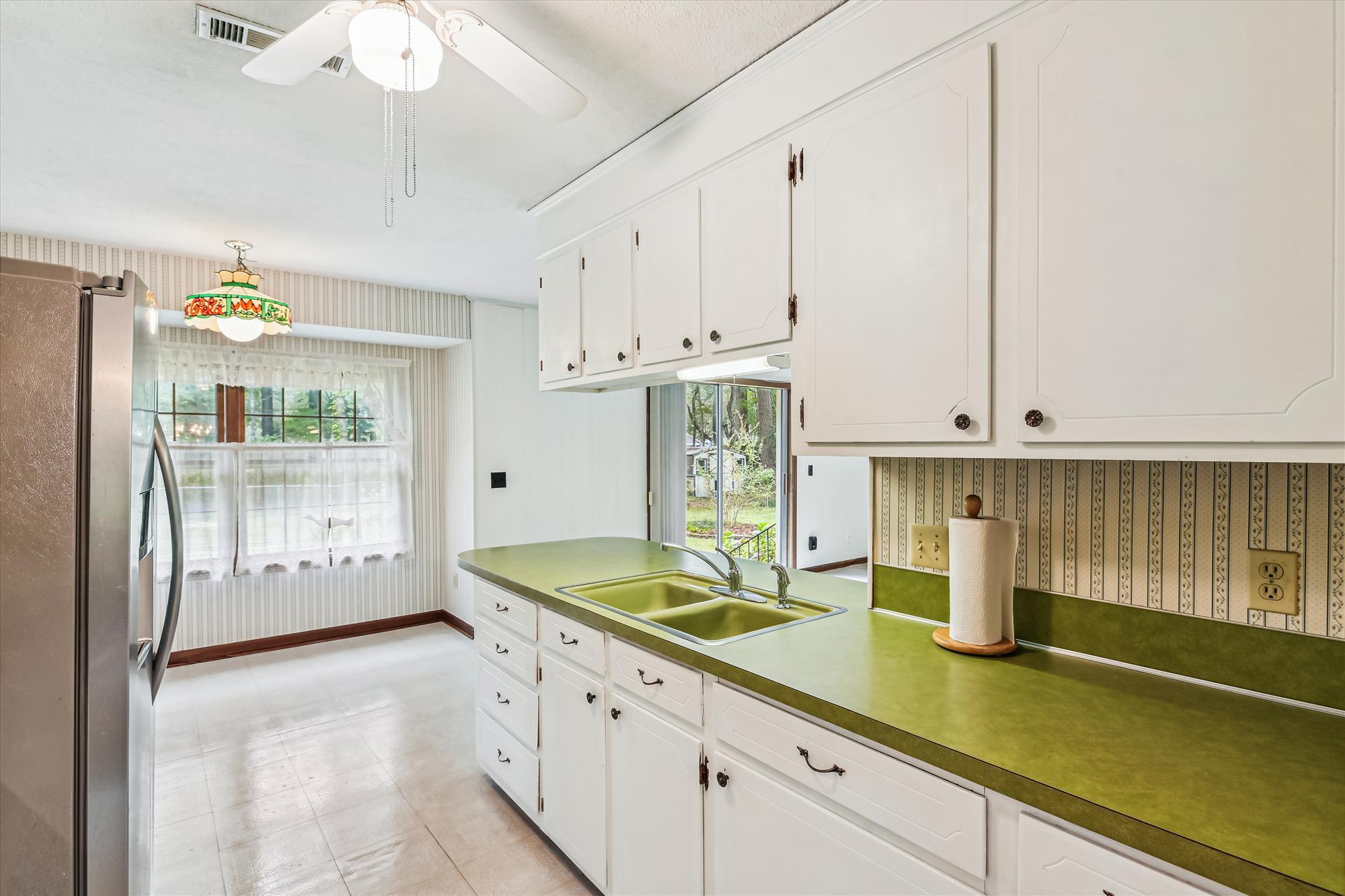 320 Heber Road Summerville, SC 29485 - Photo 25 of 36 main level-kitchen-_dsc7422