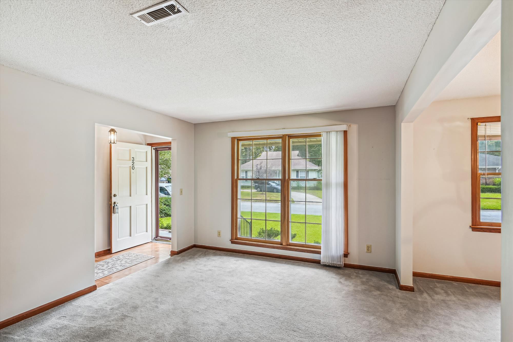 320 Heber Road Summerville, SC 29485 - Photo 8 of 36 main level-living room-_dsc7262