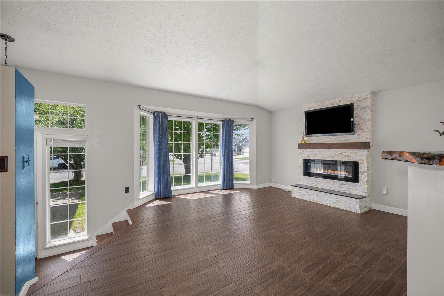 2022 North Rio Grande Lane Spokane Valley, WA 99016 - Photo 6 of 30