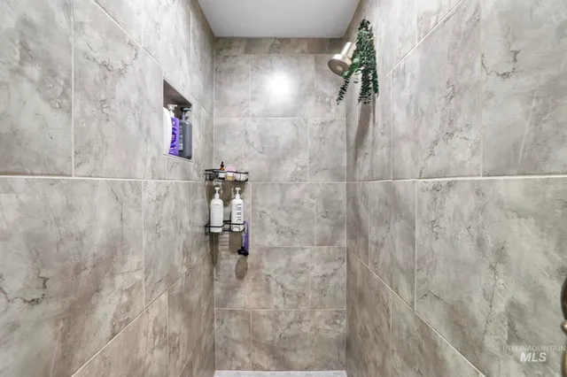 $675,000 | 4060 Mountain Vista Lane, Filer, ID 83328