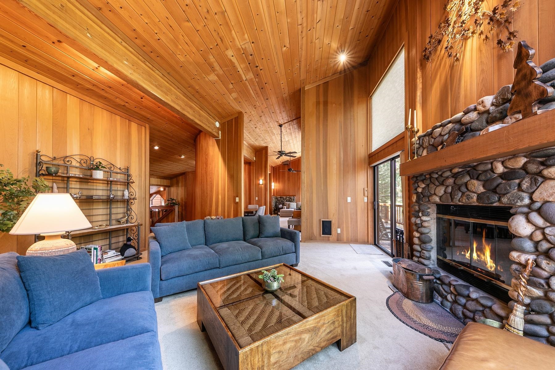103 Basque Drive, Unit 4 Truckee, CA 96161 - Photo 14 of 28 Gallery Image 14