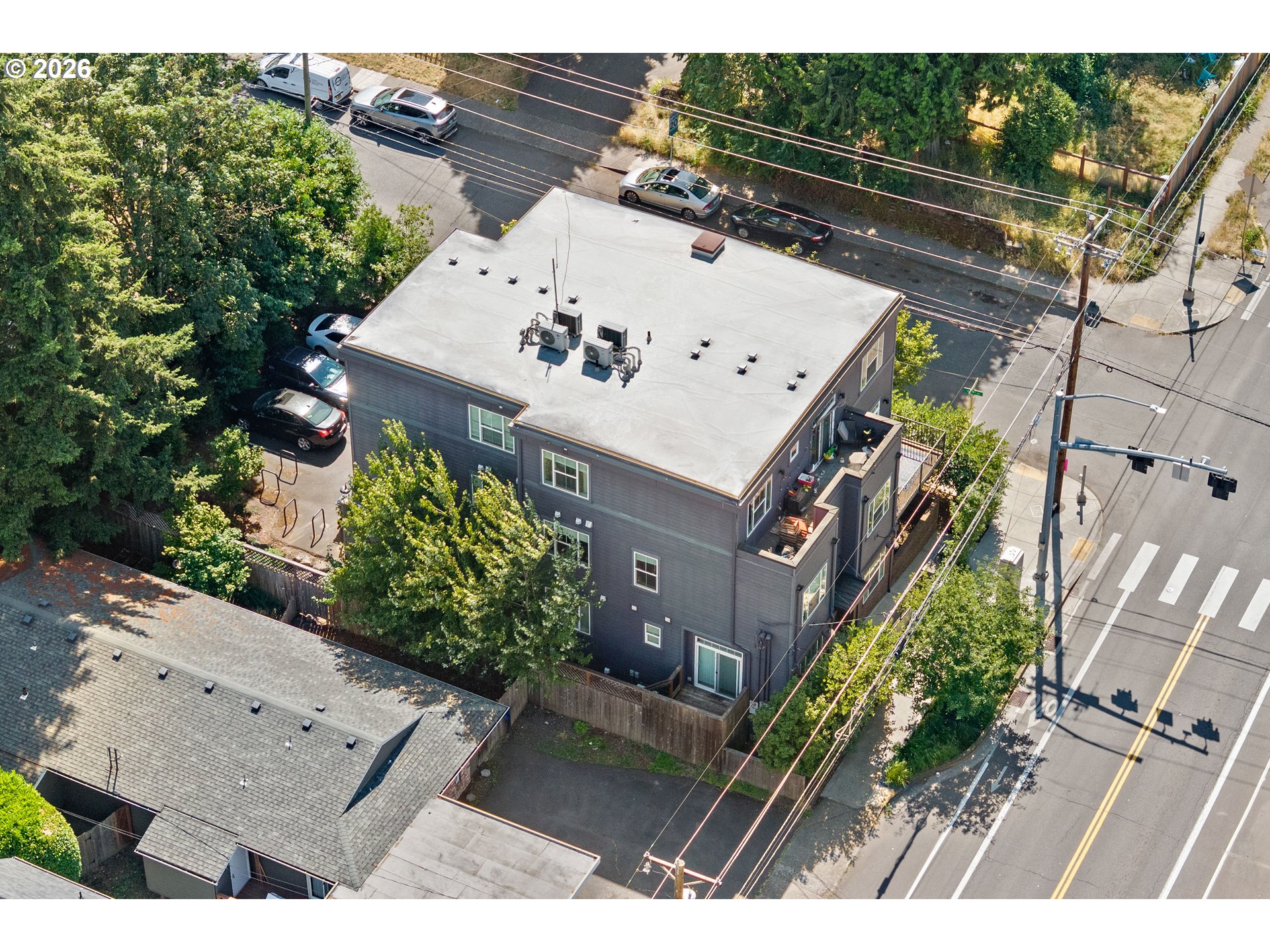 1906 Southeast Tacoma Street Portland, OR 97202 - Photo 4 of 43