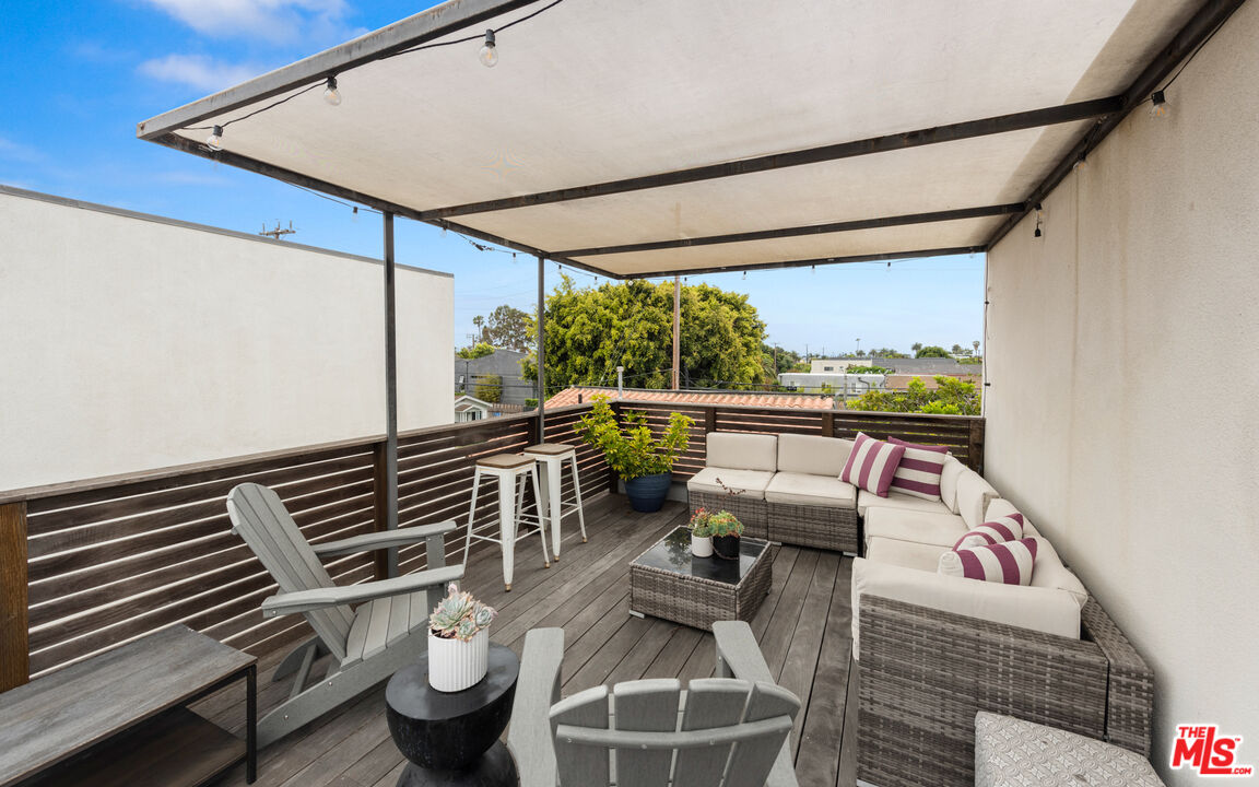 705 Sunset Avenue, Unit FRONT Venice, CA 90291 - Photo 15 of 17 a view of balcony with couch