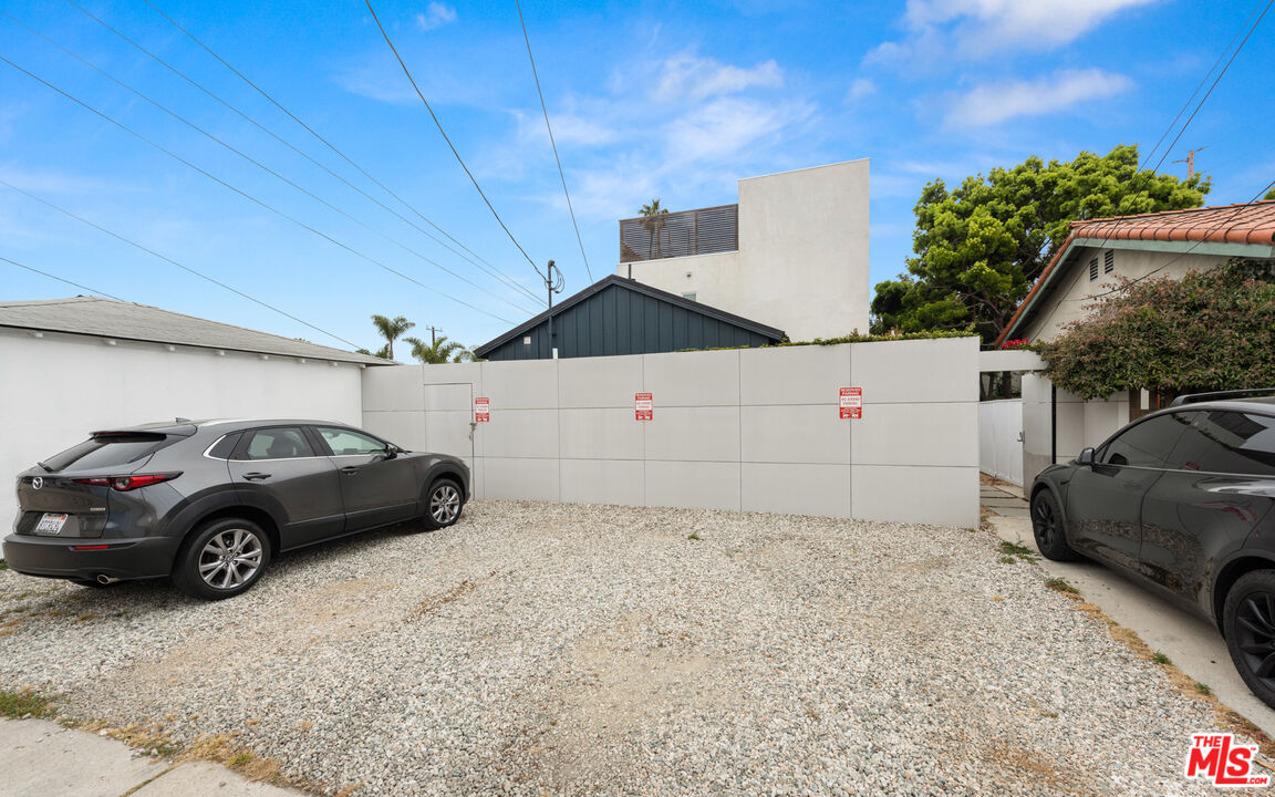 705 Sunset Avenue, Unit FRONT Venice, CA 90291 - Photo 17 of 17 a view of a car garage