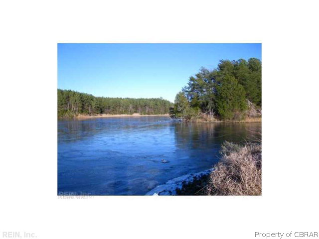 632 Aberdeen Creek Road Gloucester, VA 23061 - Photo 1 of 8