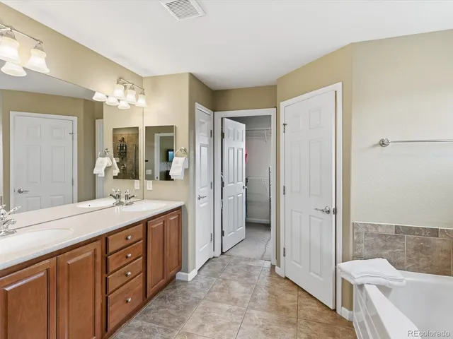 $864,000 | 3481 Vestal Loop, Broomfield, CO 80023