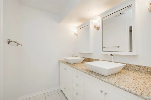 $449,900 | 15 Greenway Plaza, Unit 10G, Houston, TX 77046