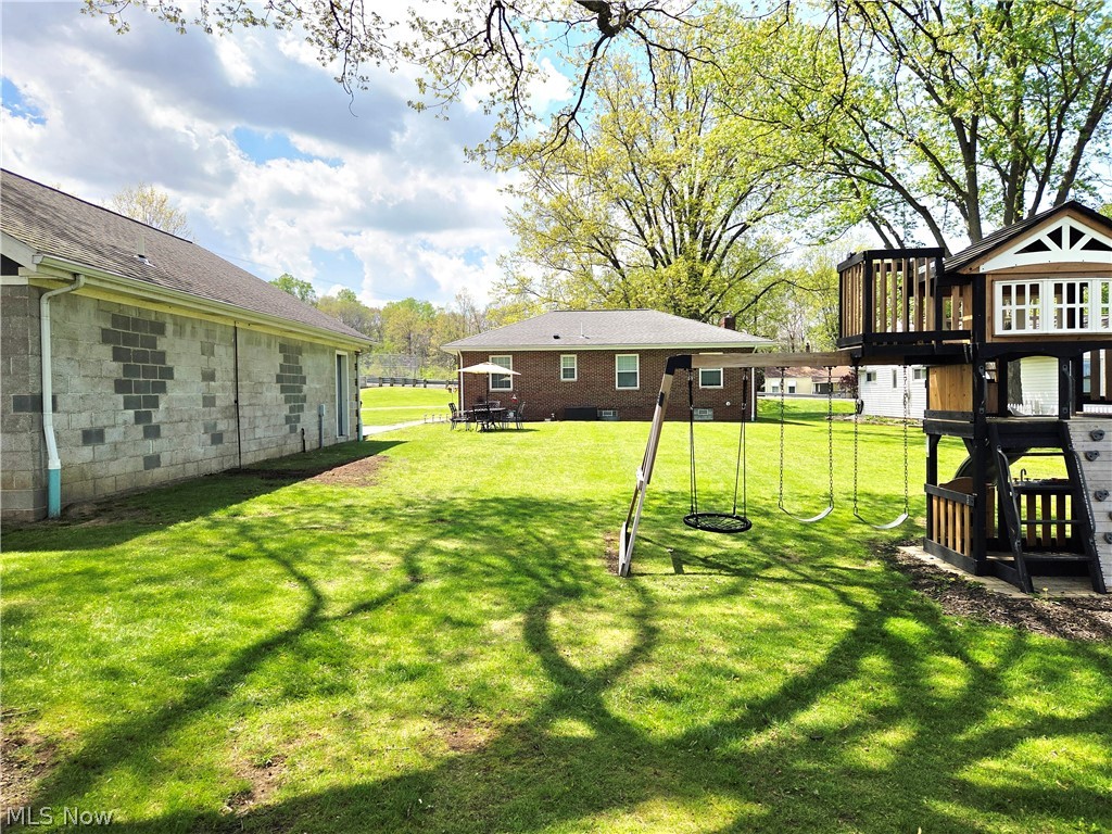 5869 Oberlin Road Amherst, OH 44001 - Photo 5 of 49