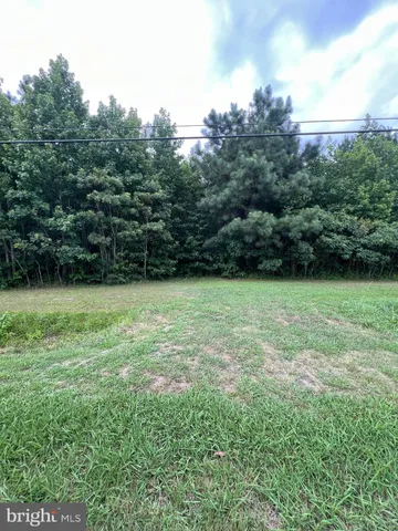 a view of a golf course