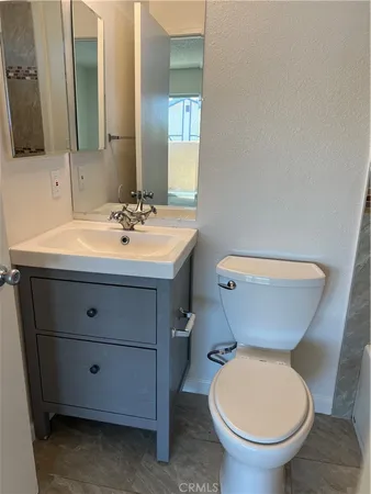 $2,100 | 454 East Ave Q3, Unit 8, Palmdale, CA 93550