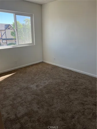 $2,100 | 454 East Ave Q3, Unit 8, Palmdale, CA 93550