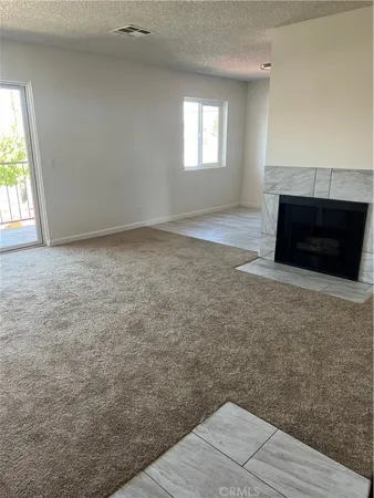 $2,100 | 454 East Ave Q3, Unit 8, Palmdale, CA 93550