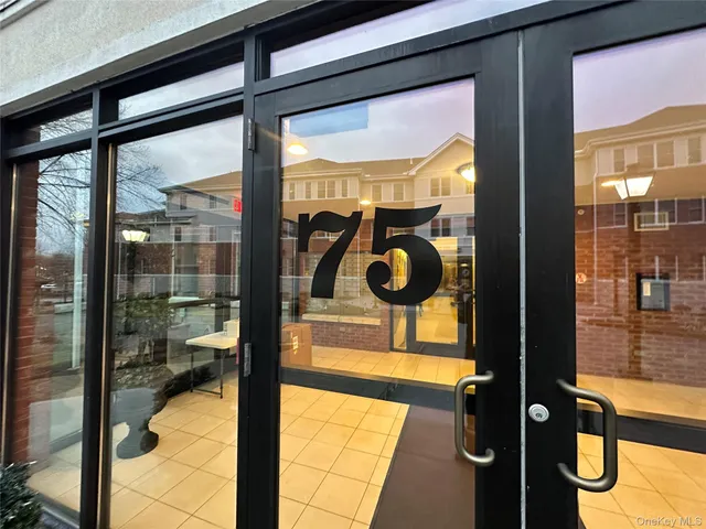 $2,850 | 75 Quaker Avenue, Unit 117, Cornwall, NY 12518