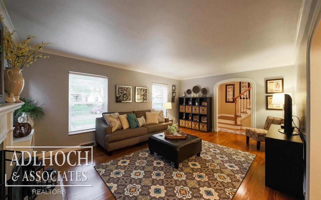 455 Allard Road Grosse Pointe, MI 48236 - Photo 4 of 17 31304061-3.JPG
