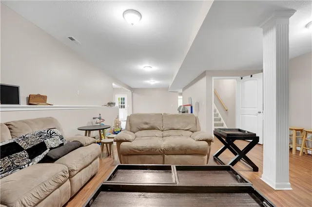 $387,400 | 211 Westgate Circle, Warrensburg, MO 64093