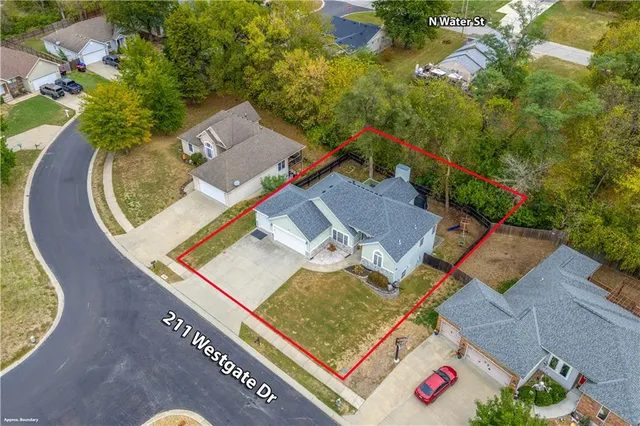 $387,400 | 211 Westgate Circle, Warrensburg, MO 64093