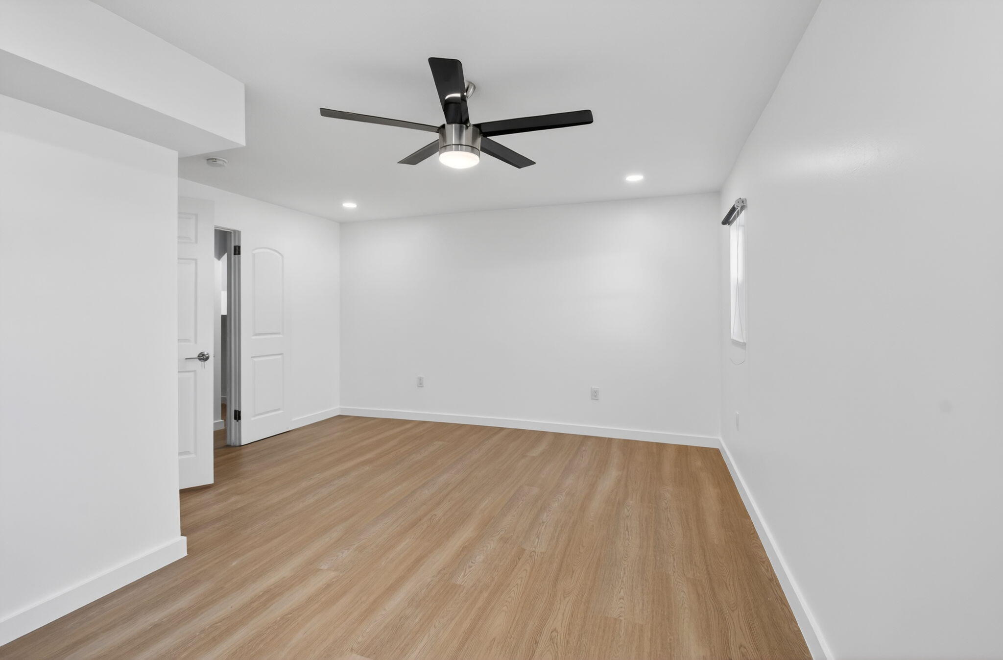 379 Northwest 23rd Street Boca Raton, FL 33431 - Photo 15 of 60 28-web-or-mls-DSC_1407