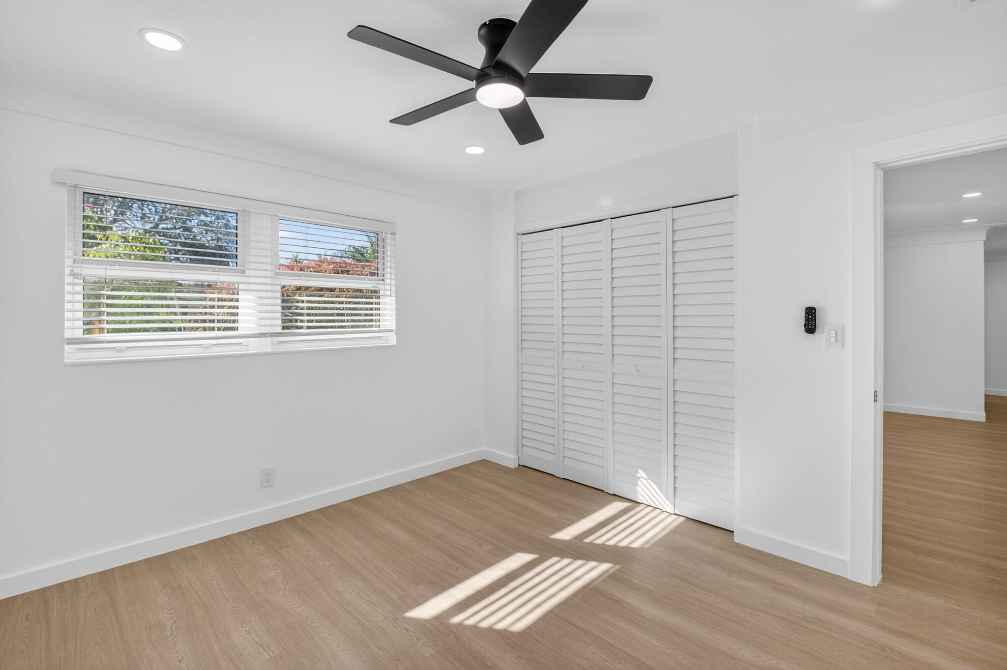 379 Northwest 23rd Street Boca Raton, FL 33431 - Photo 23 of 60 36-web-or-mls-DSC_1454