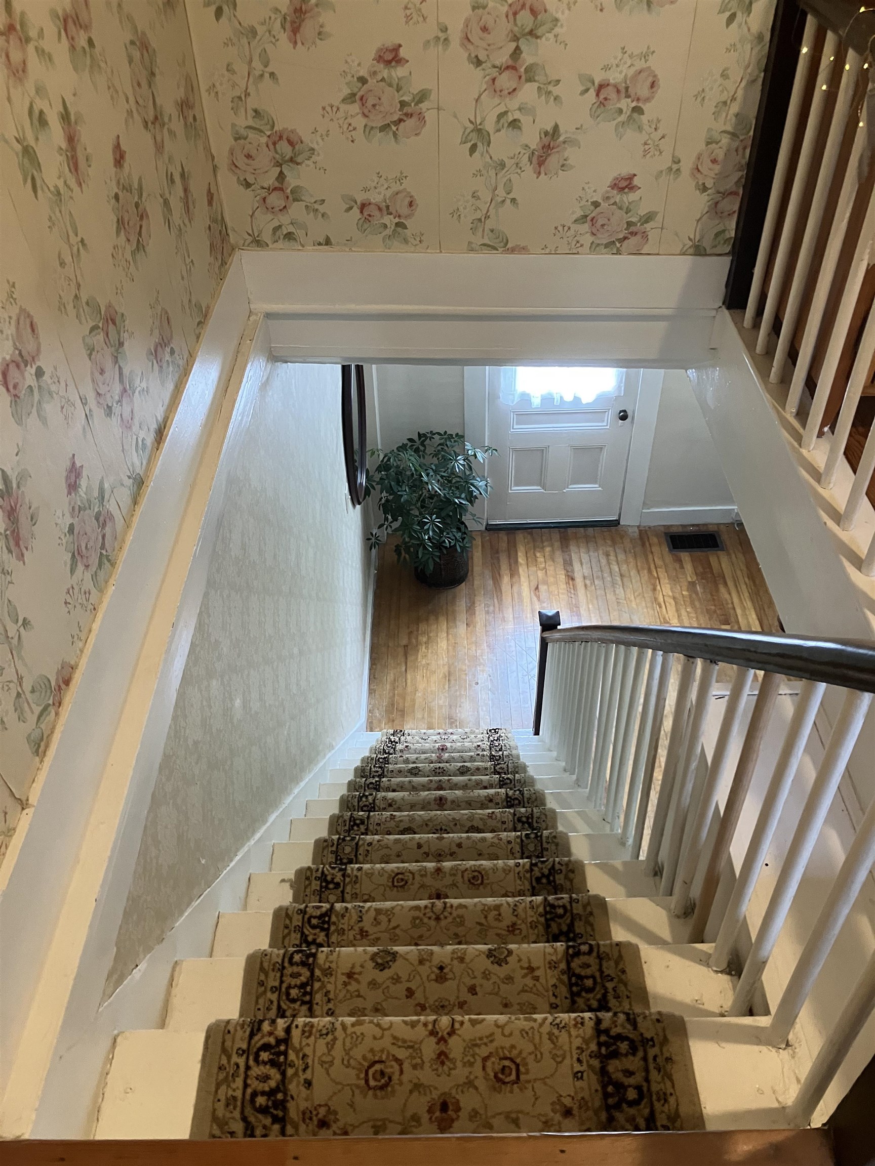 24 Chester Road Derry, NH 03038 - Photo 25 of 39