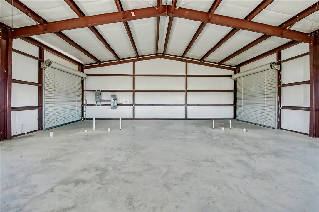 5984 Dick Elliott Road Bryan, TX 77808 - Photo 4 of 10 a view of a garage