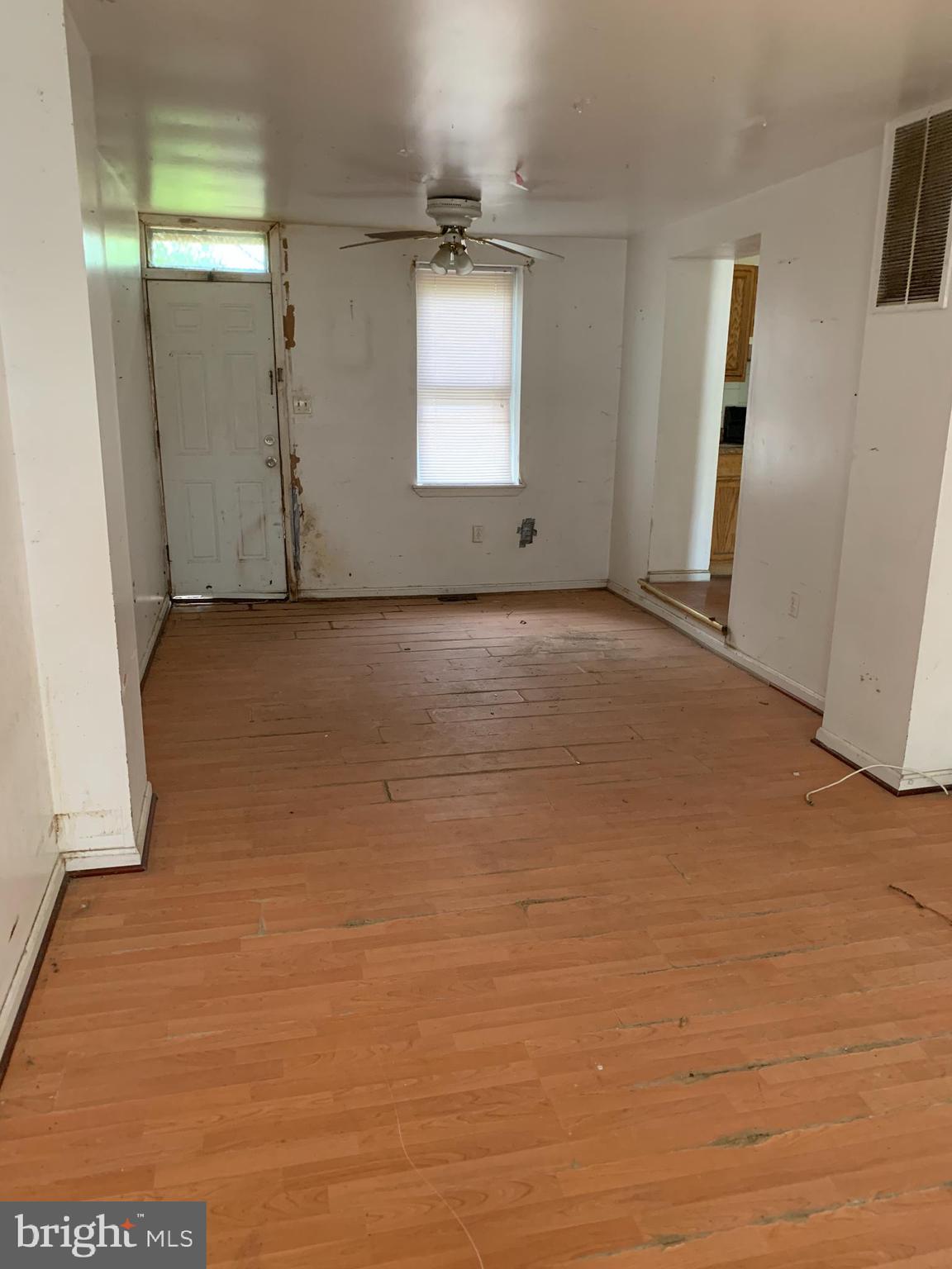 2737 Prospect Street Baltimore, MD 21216 - Photo 2 of 13