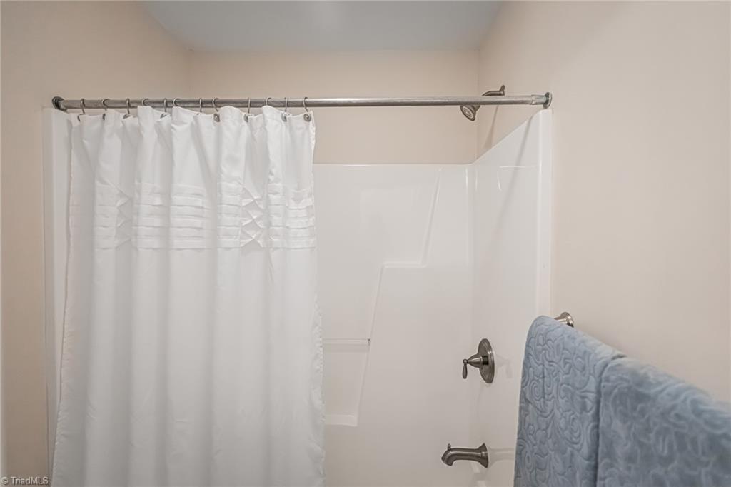 5408 Broadleaf Road Summerfield, NC 27358 - Photo 33 of 45 Gallery Image 33
