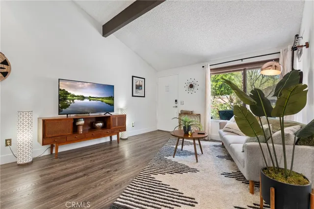 $450,000 | 6134 Arroyo Road, Unit 3, Palm Springs, CA 92264