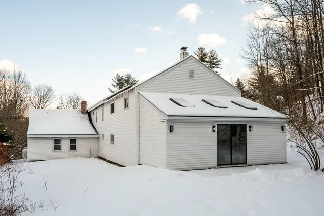 $434,990 | 1 Vly Of Industry Road, Boscawen, NH 03303