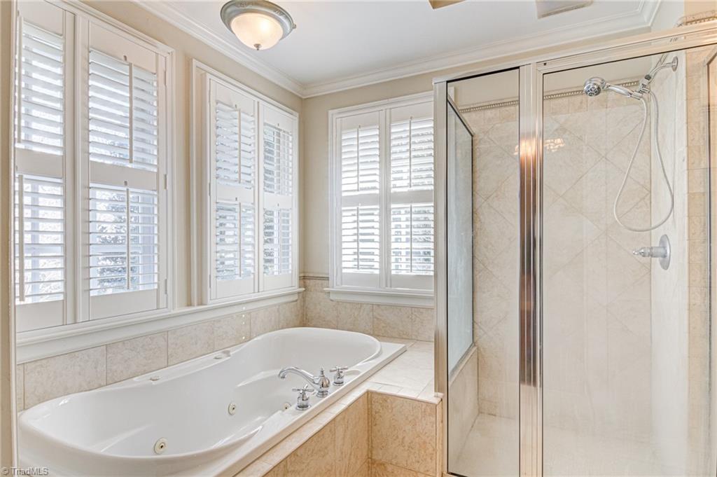 809 Dover Road Greensboro, NC 27408 - Photo 25 of 34 Gallery Image 25