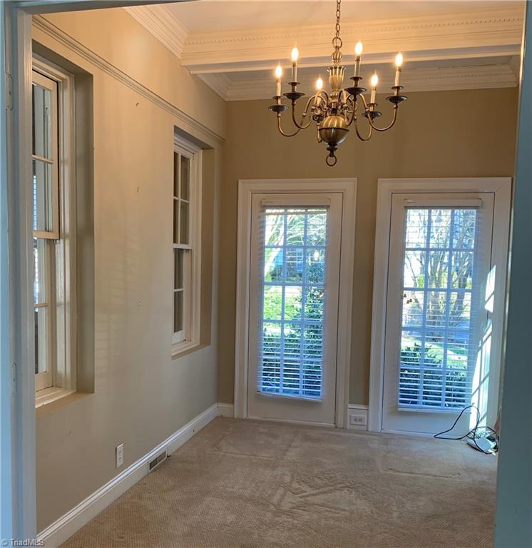 809 Dover Road Greensboro, NC 27408 - Photo 6 of 34 Gallery Image 6