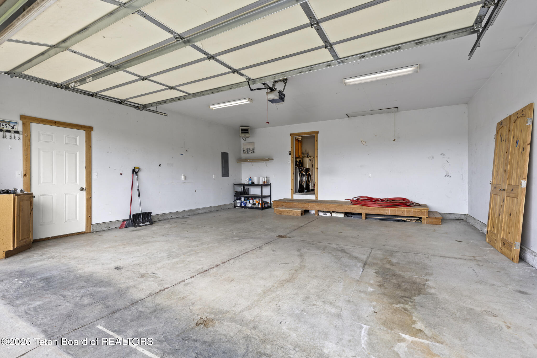 69 Trail Ridge Road Alpine, WY 83128 - Photo 17 of 22 Garage