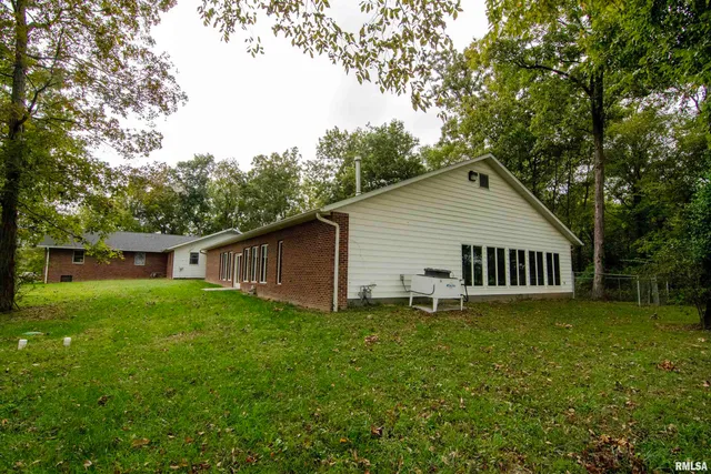 $999,000 | 2479 New Era Road, Murphysboro, IL 62966