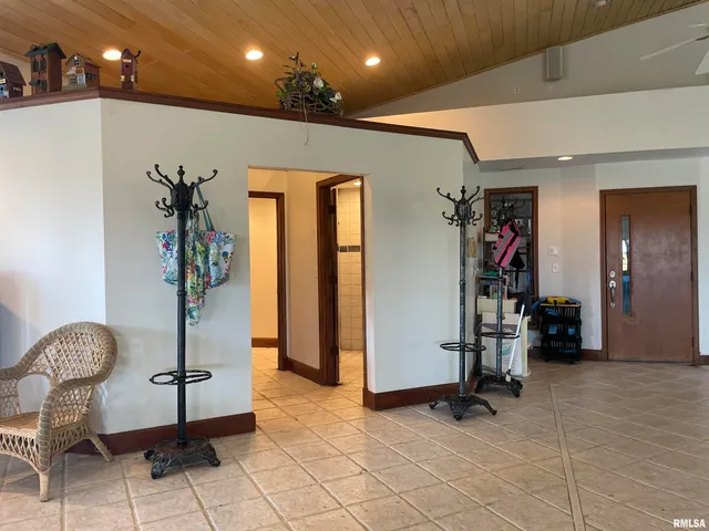 $999,000 | 2479 New Era Road, Murphysboro, IL 62966