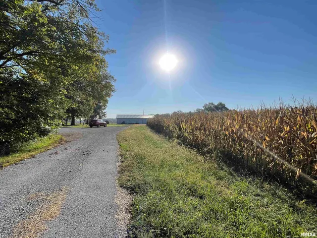 $999,000 | 2479 New Era Road, Murphysboro, IL 62966