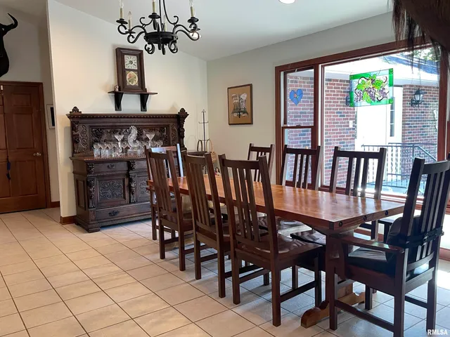 $999,000 | 2479 New Era Road, Murphysboro, IL 62966