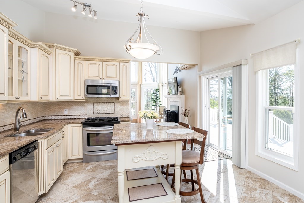 474 Amherst Road Belchertown, MA 01007 - Photo 23 of 42 Gallery Image 23