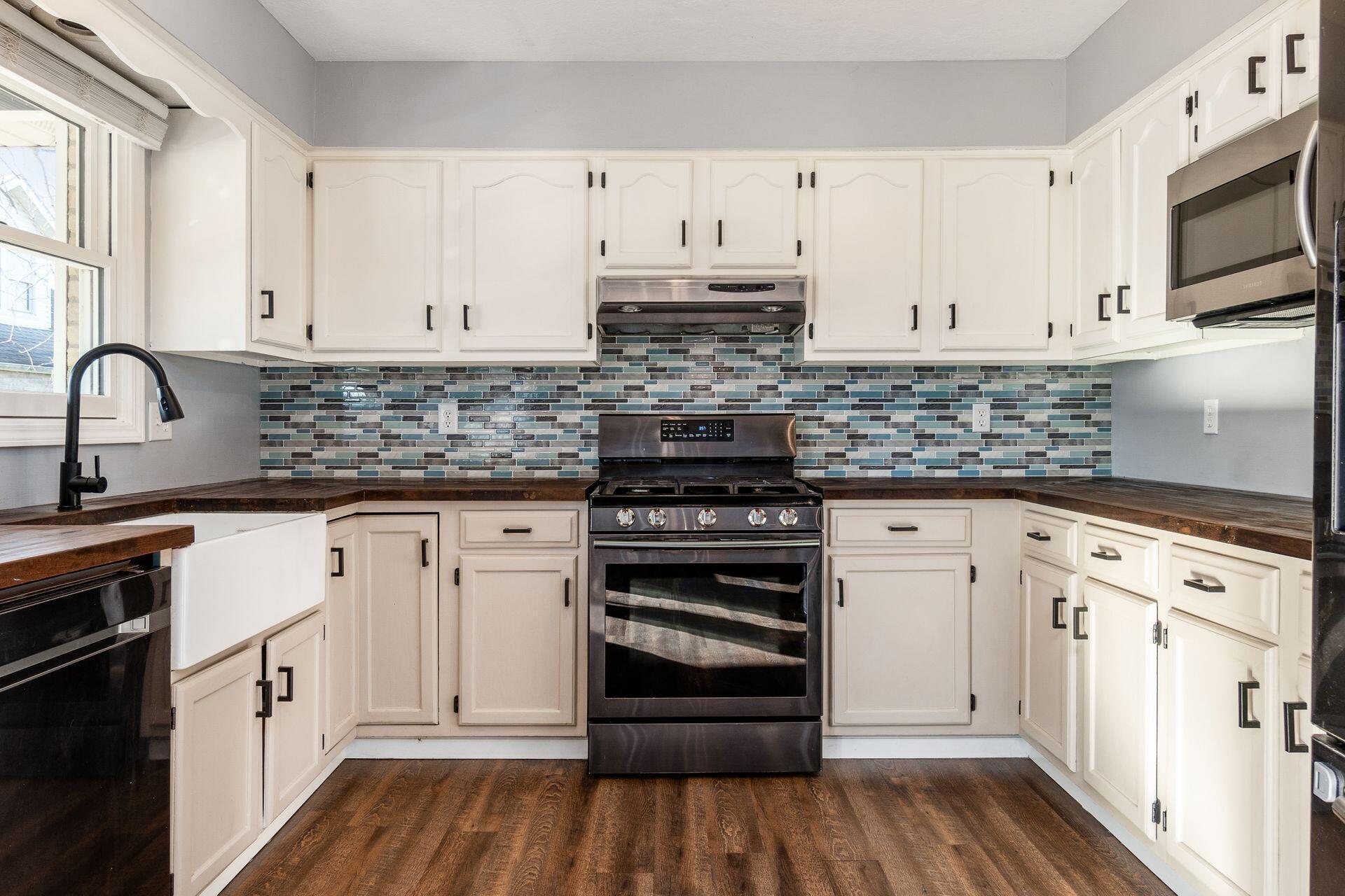 9499 Carroll Northern Road Pickerington, OH 43147 - Photo 13 of 66 Kitchen