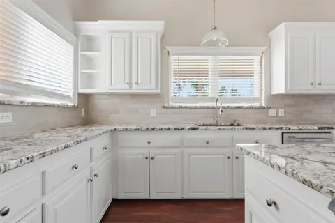 $399,000 | 3831 River Bluff Lane, Westlake, LA 70669