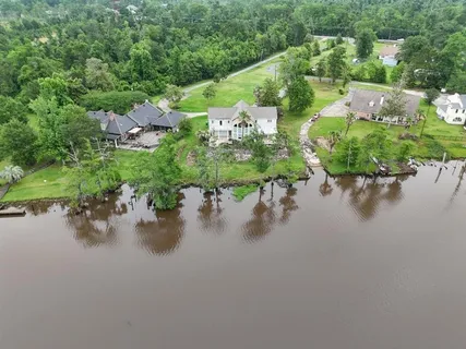$399,000 | 3831 River Bluff Lane, Westlake, LA 70669