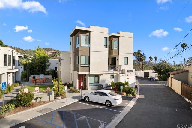 a car parked in front of a building