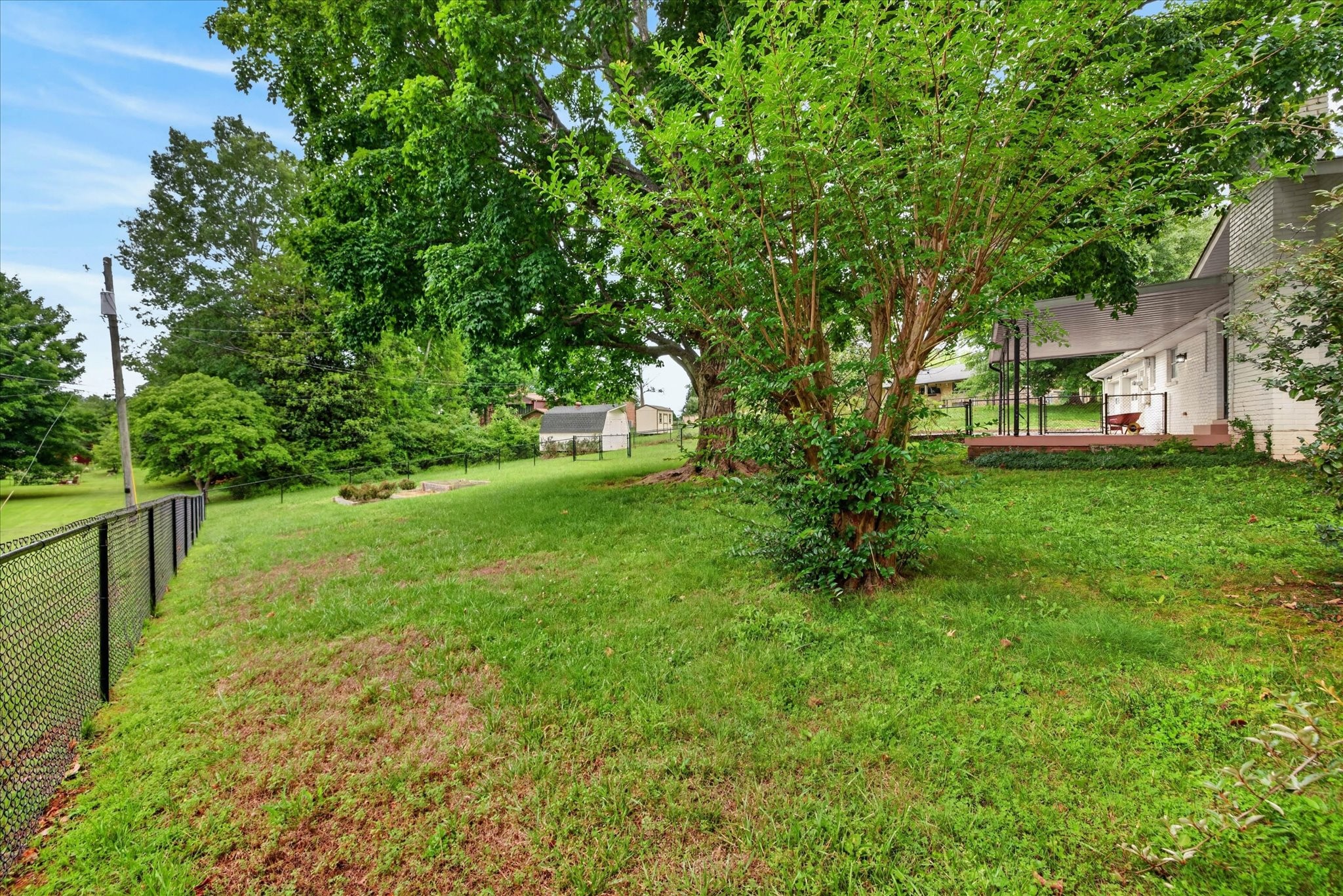 306 Locust Road Clarksville, TN 37043 - Photo 35 of 39