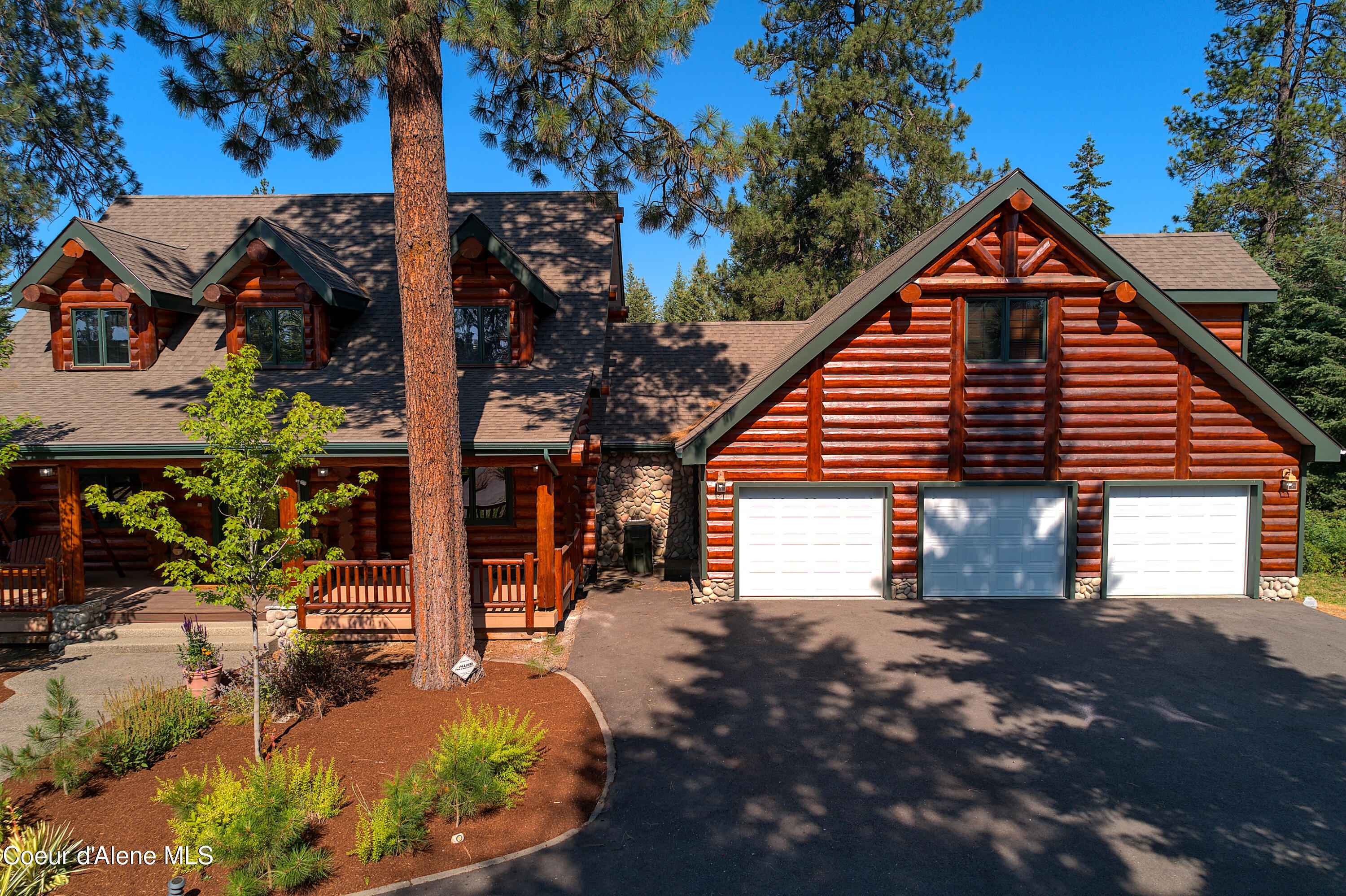 19257 North Ella Road Rathdrum, ID 83858 - Photo 2 of 55 HouseGarage