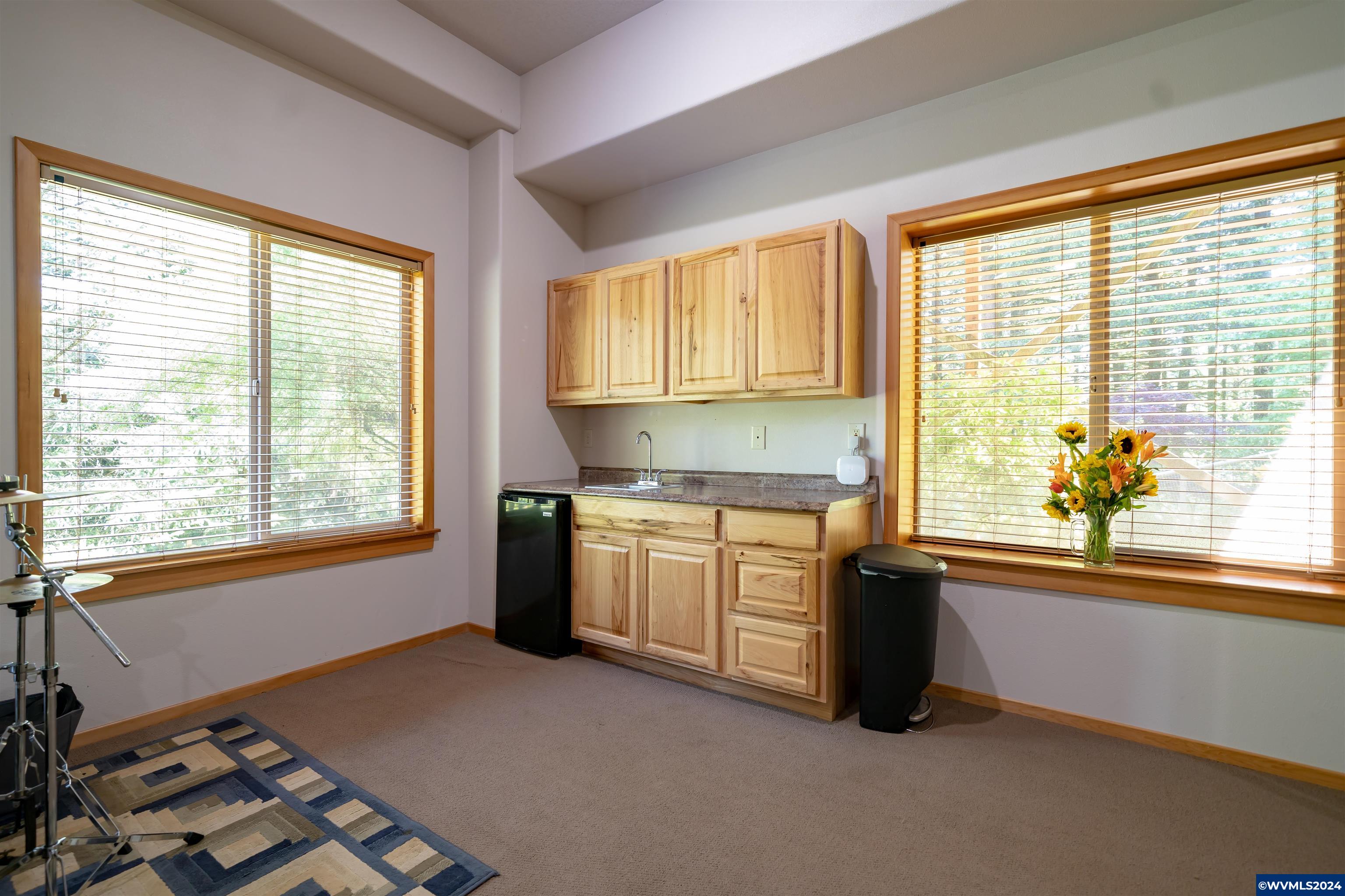 40957 North McCully Mountain Road Lyons, OR 97358 - Photo 22 of 37 Gallery Image 22