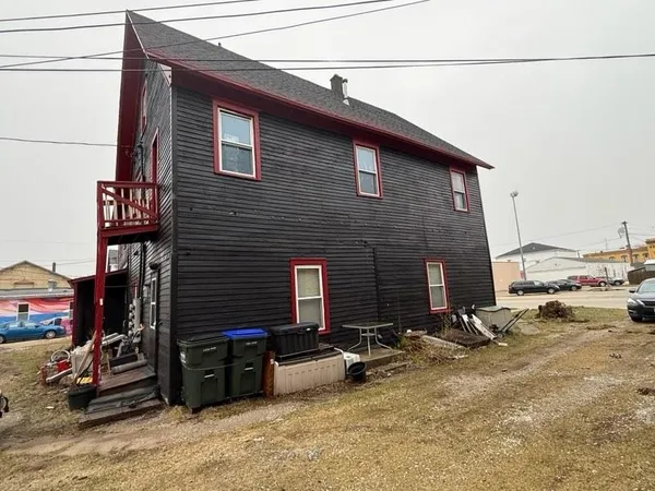 $315,000 | 409 3rd Street, Algoma, WI 54201