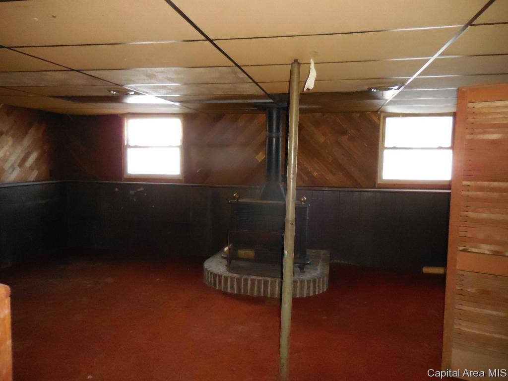 734 Prairieview Road Knoxville, IL 61448 - Photo 17 of 19 Gallery Image 17