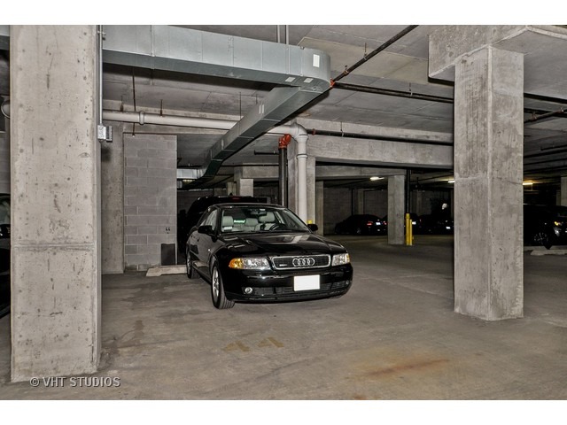 1200 West Monroe Street, Unit 920 Chicago, IL 60607 - Photo 11 of 14
