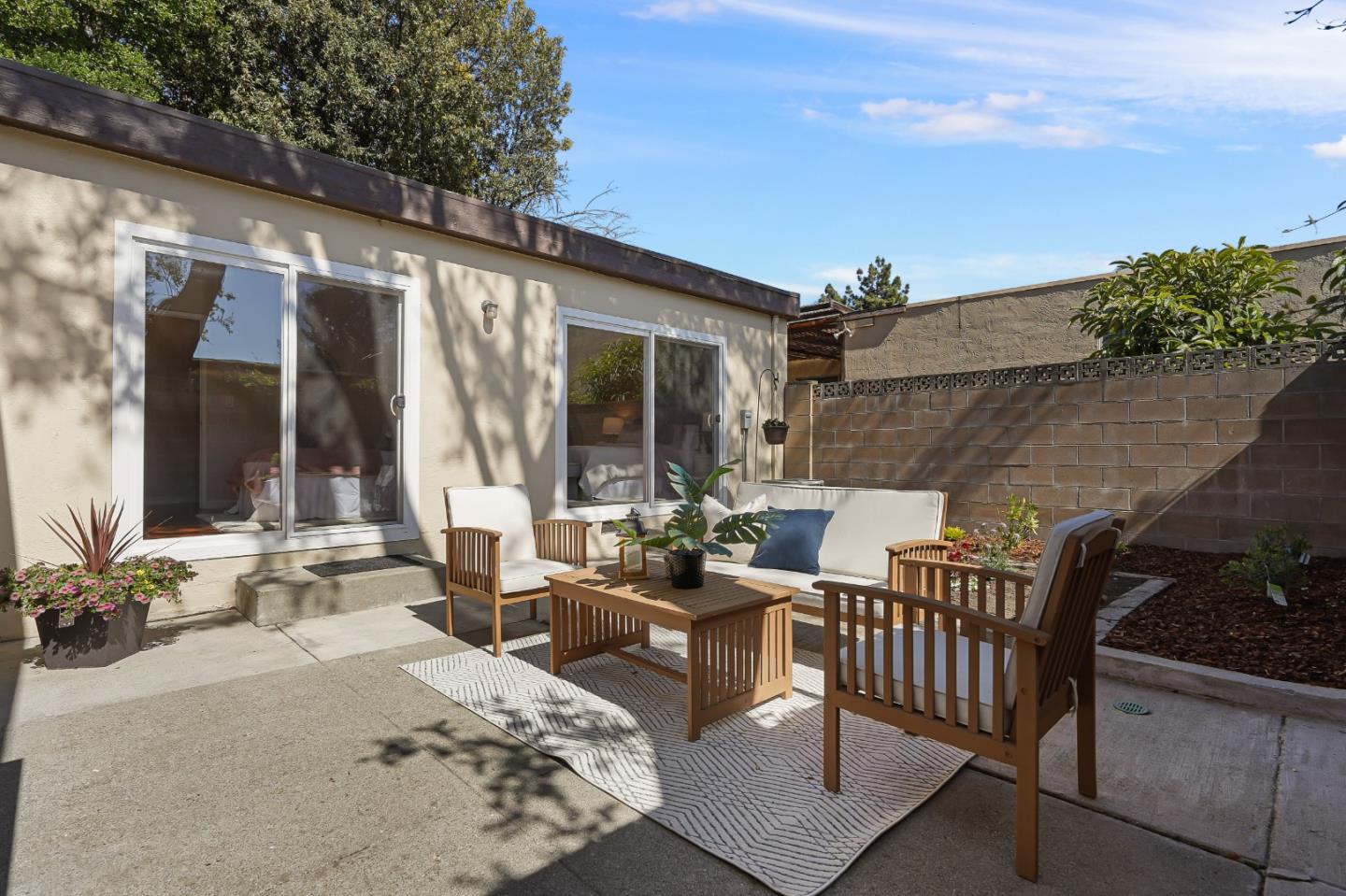 2068 Gomes Road Fremont, CA 94539 - Photo 34 of 37 Gallery Image 34