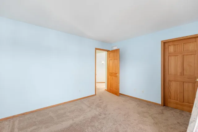 $475,900 | N78-w17396 Wildwood Drive, Unit 42, Menomonee Falls, WI 53051